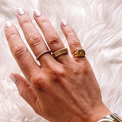 Love Rings with Screw Design for Women Band Rings Gold 18k Titanium Steel Wedding Ring Jewelry Anniversary Birthday Gifts for Women Men Girls Boys (Golden, 9)